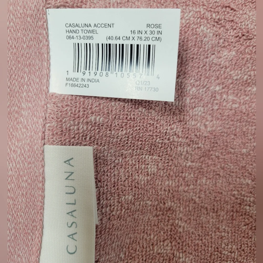 Casaluna Rose Hand Towel Set Of 4 NWT